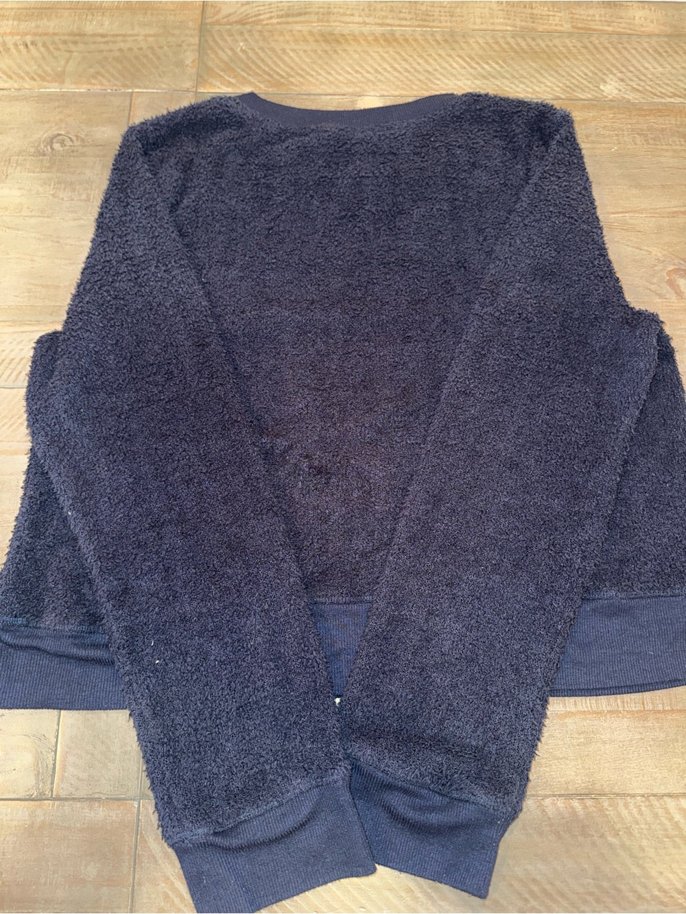 Vintage Tommy Hilfiger Navy fleece Crewneck Sweatshirt with Logo - Picture 2 of 3